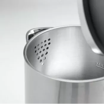 Gorenje K15DWS -vedenkeitin 1,5 l 2200 W musta, ruostumaton teräs