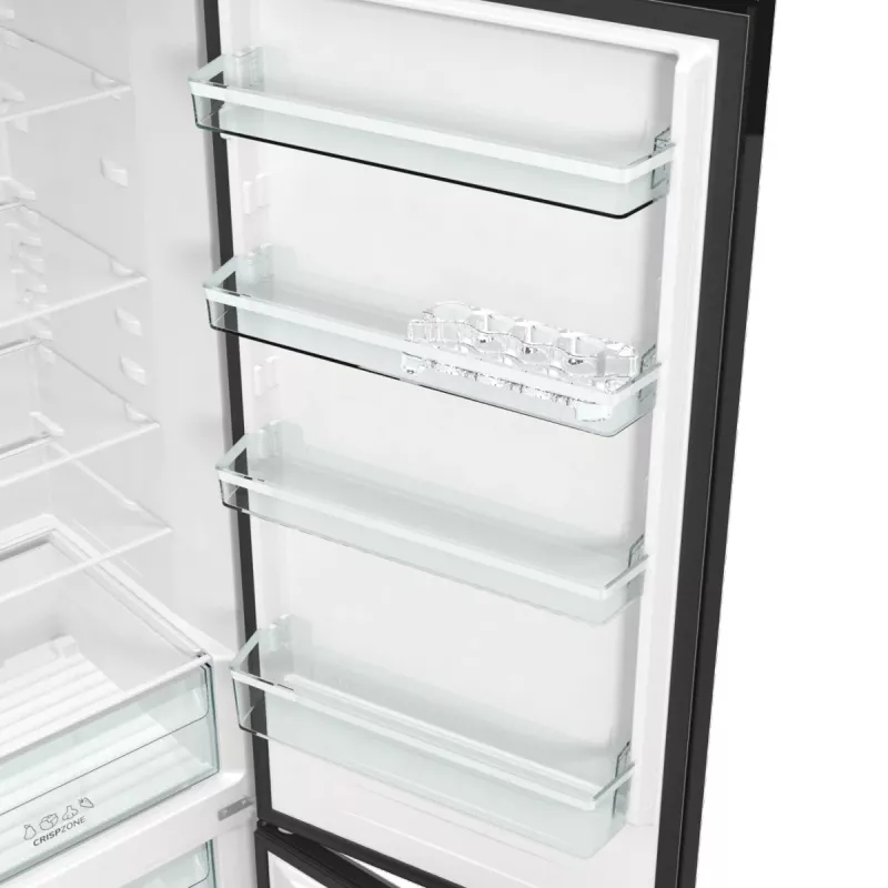 Gorenje NRK6202EBXL4 jää-pakastinyhdistelmä vapaasti seisova 331 L musta