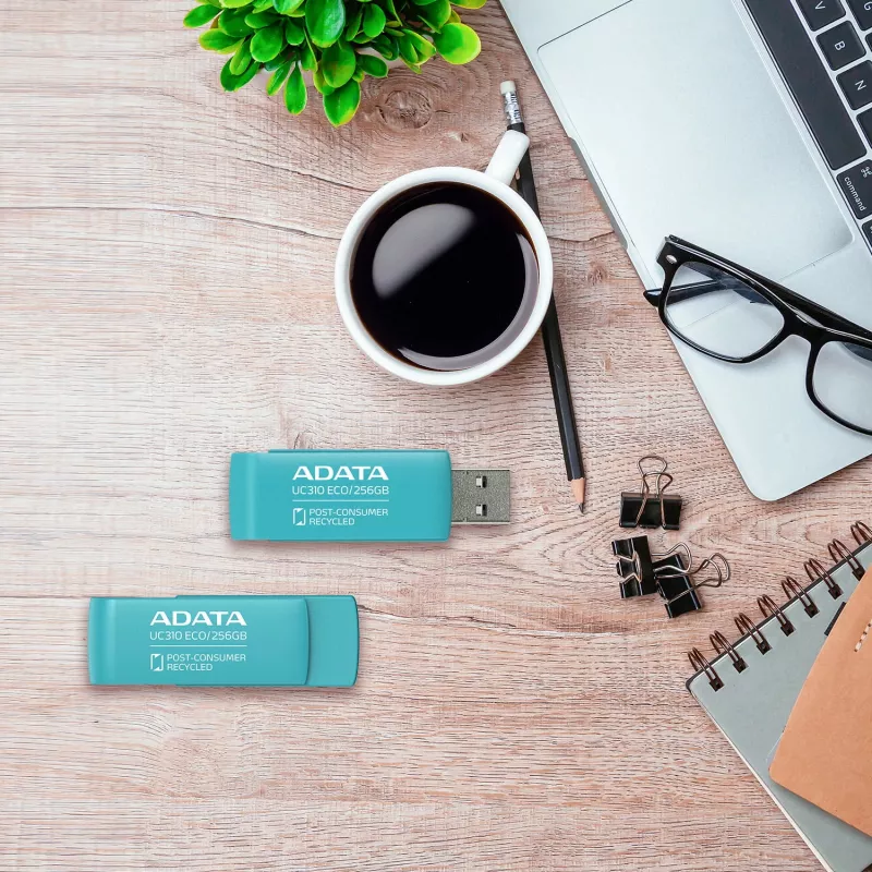 ADATA UC310 ECO USB-muistitikku 256 GB USB Type-A 3.2 Gen 1 (3.1 Gen 1) vihreä