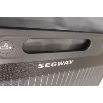 SALE OUT. Segway aurinkopaneeli 100 W, PAKKAAMATON, KÄYTETTY, NAARMUJA