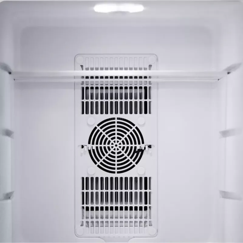 Adler AD 8089 termosähköinen jääkaappi, 28 l, LED-sisävalo, 35 dB, energialuokka E, musta