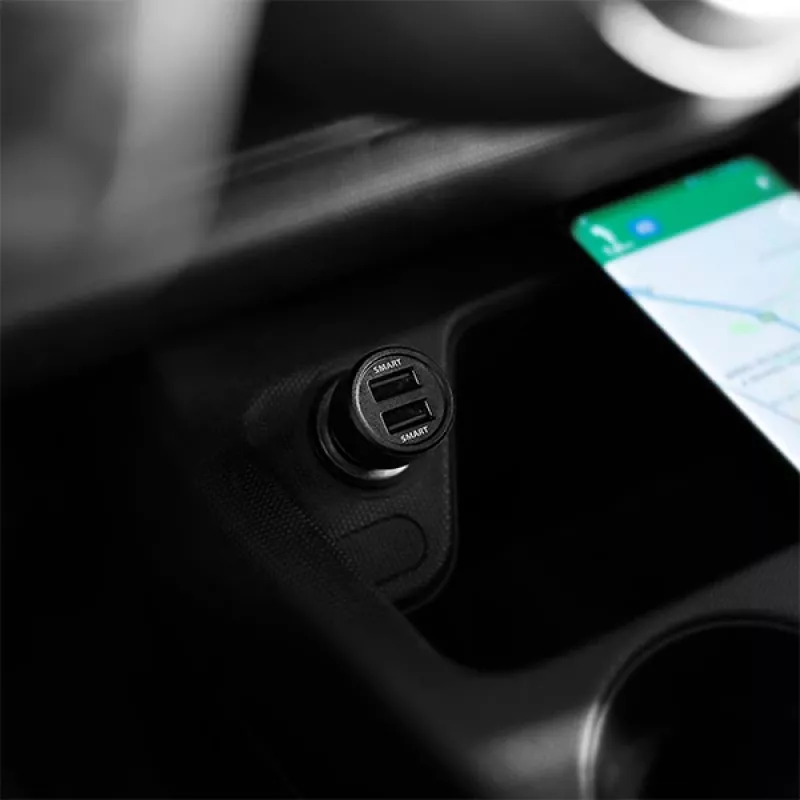 Axagon PWC-5V5 SMART autolaturi 24W, 2x USB-A-portti, 5V/2,4A + 5V/2,4A