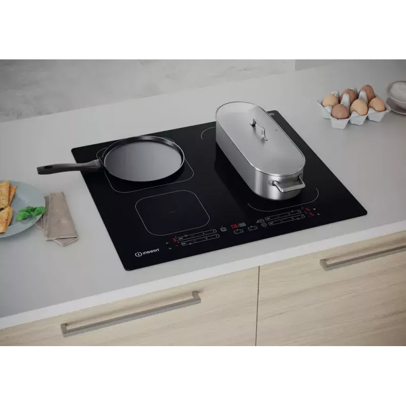 Indesit IB 65B60 NE musta sisäänrakennettu 59 cm induktioliesi 4 vyöhykettä
