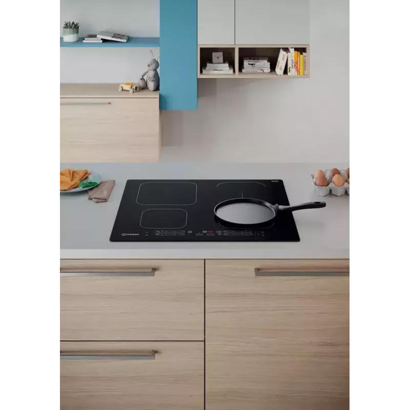 Indesit IB 65B60 NE musta sisäänrakennettu 59 cm induktioliesi 4 vyöhykettä