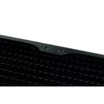 Alphacool NexXxoS UT60 jäähdytin