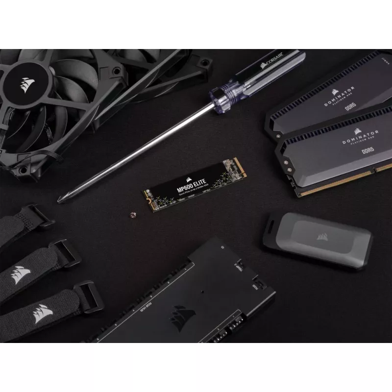 Corsair MP600 Elite CSSD-F1000GBMP600ENH SSD-levy, 1 TB, M.2 2280, PCIe 4.0 x4 NVMe, 3D TLC, 256-bittinen AES-salaus