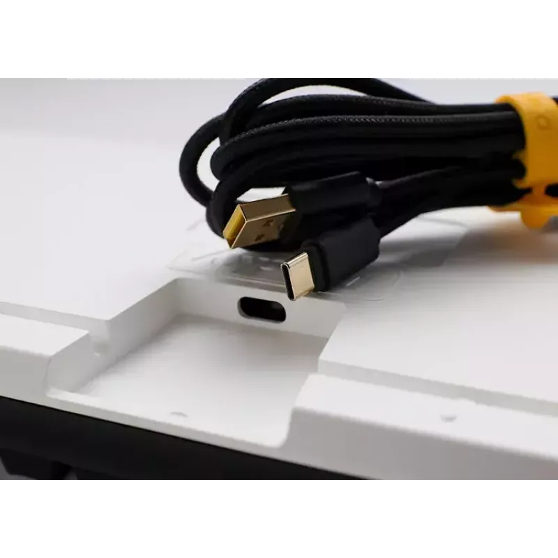 Ducky One 3 Classic TKL näppäimistö peli USB mekaaninen 87 näppäintä RGB