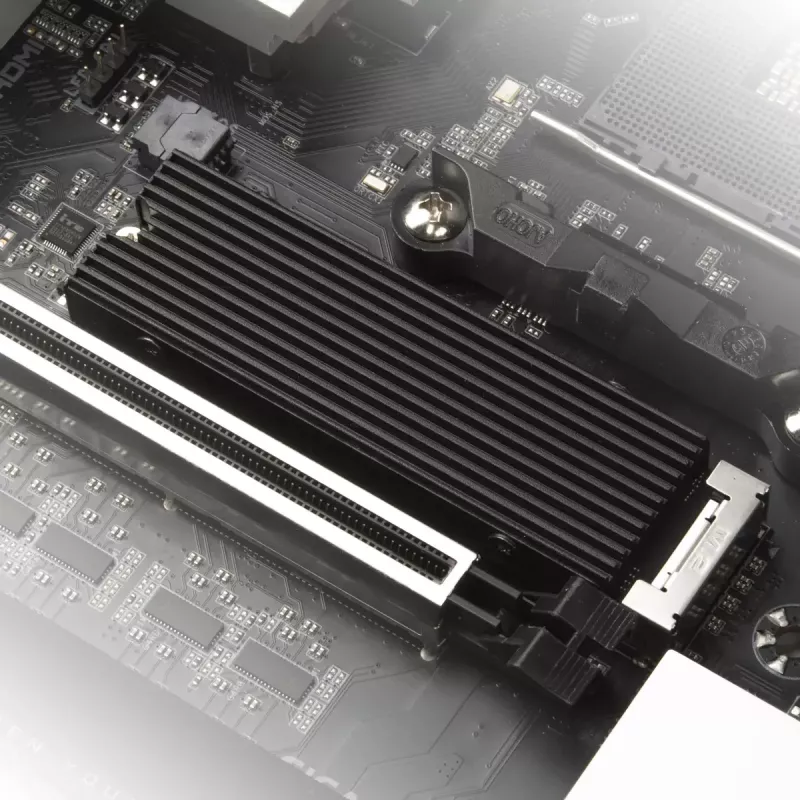 SilverStone SST-TP05 M.2 SSD -jäähdytyselementti, musta