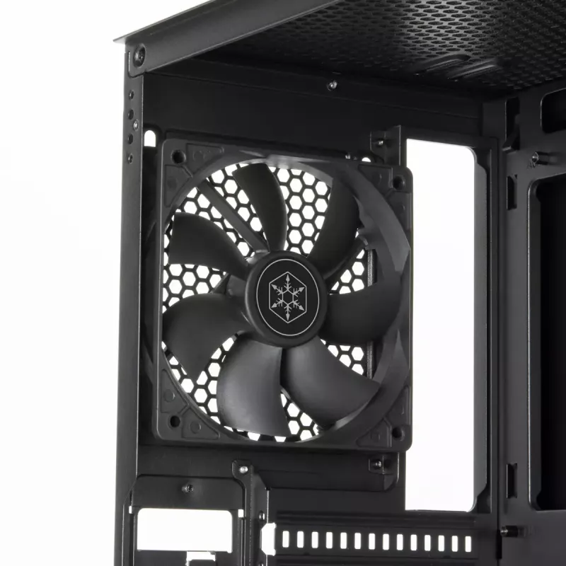 Silverstone FARA R1 -tietokonekotelo Midi Tower musta