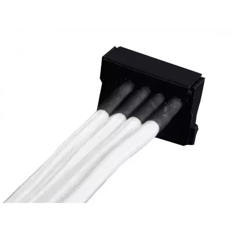SilverStone SST-PP07-BTSW 4-pinninen Molex – 4x SATA-virran jatkokaapeli, 0,3 m, valkoinen