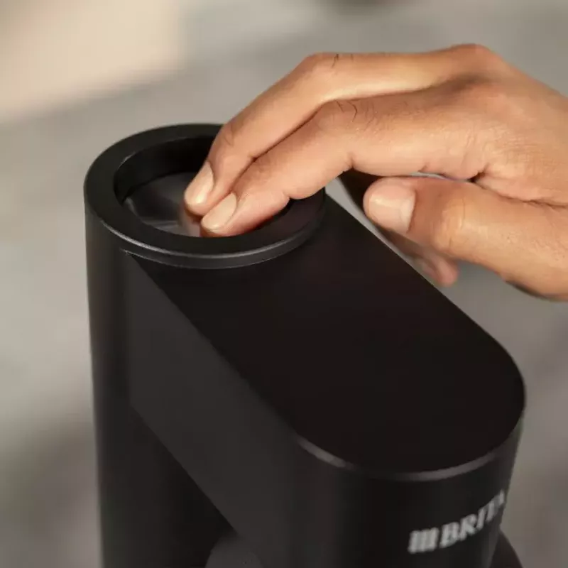 Hiilihutin Brita 1046729 musta