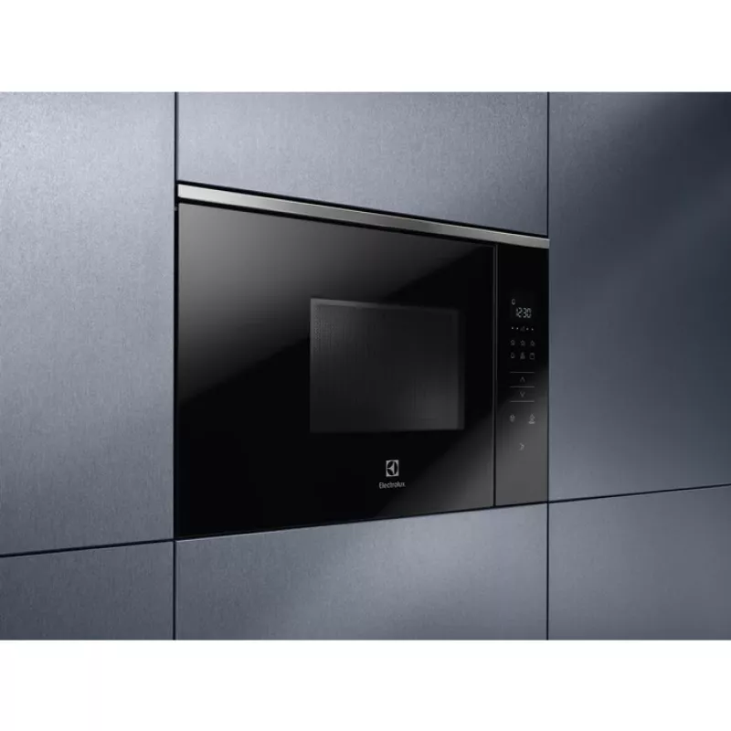 Electrolux KMFE172TEX musta pelkkä mikroaaltouuni kalusteisiin asennettava 800 W