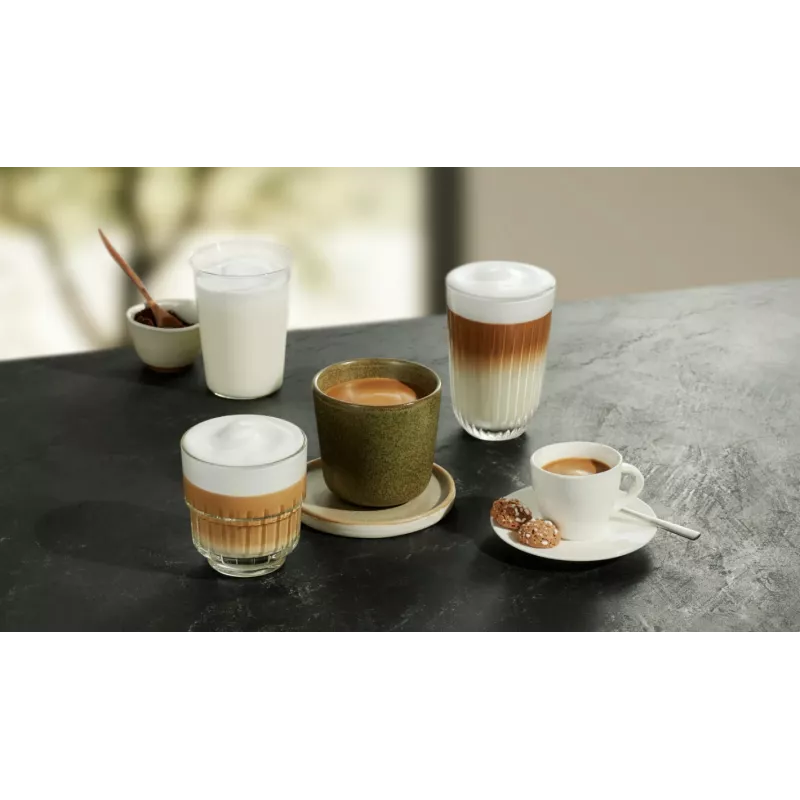 Siemens EQ.300 TF301E19 täysautomaattinen espressokone, pianomusta