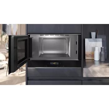 Siemens iQ700 BF722L1B1 mikroaaltouuni musta solo-mikroaaltouuni kalusteisiin 21 l 900 W