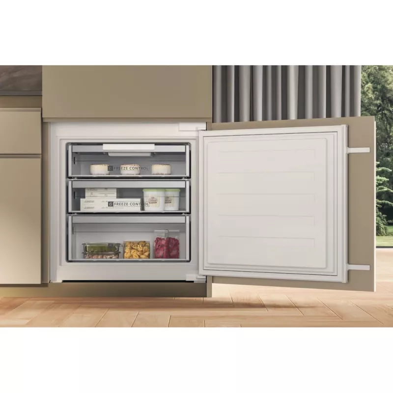 Whirlpool SP40 812 EU 2 kalusteisiin asennettava 400 l valkoinen