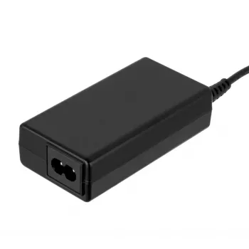Akyga AK-NU-12 yleisvirtalähde kannettavalle tietokoneelle 65 W, 18,5–20 V, 6 vaihtopistoketta, musta