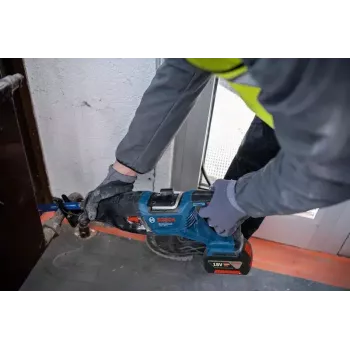 Puukkosaha Bosch GSA 185-LI Brushless 2900 iskua/min musta
