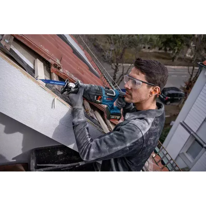 Puukkosaha Bosch GSA 185-LI Brushless 2900 iskua/min musta