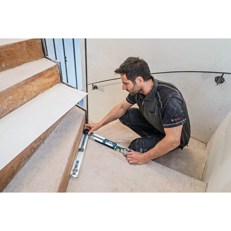 Bosch GAM 220 MF Professional digitaalinen kulmamitta 0 - 220°