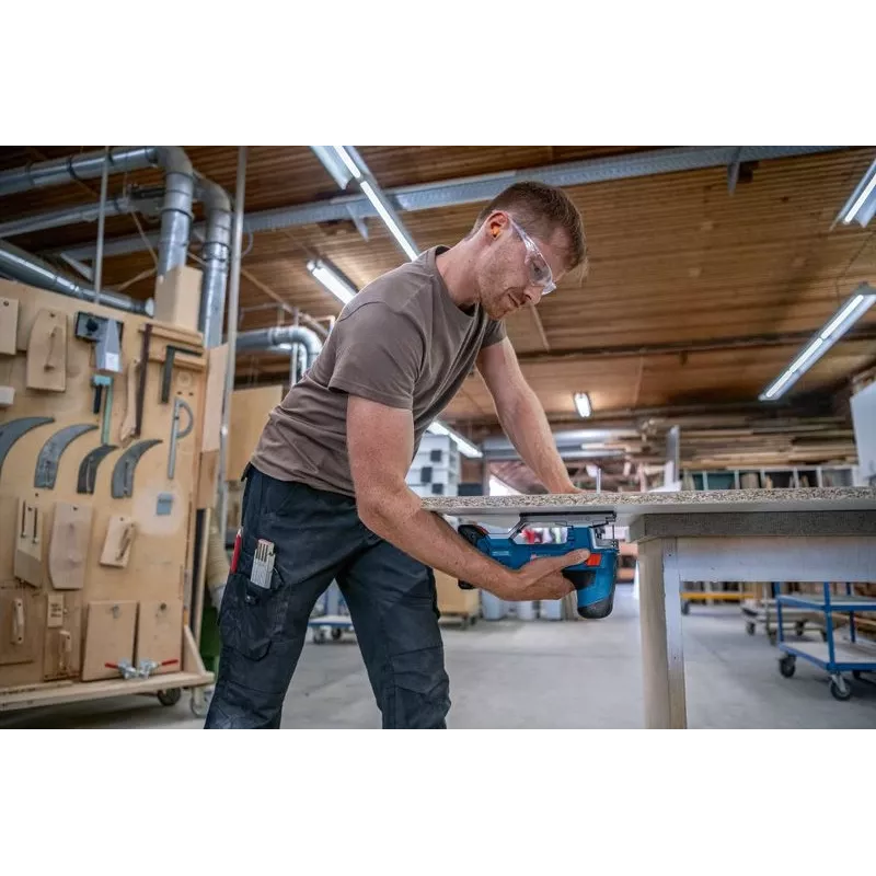 Bosch 0 615 990 N36 sähkötyökalujen yhdistelmäsarja akku