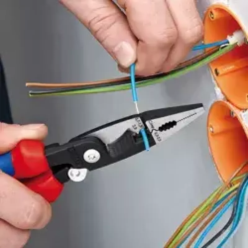 Pihti Knipex 13 96 200 T suurin putken halkaisija 1,5 cm