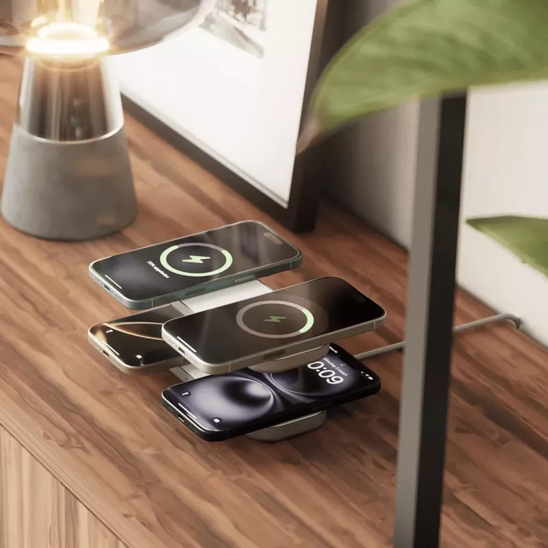 ZENS Quattro Wireless Charger Pro 4 valkoinen