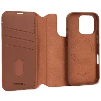 Decoded irrotettava nahkainen lompakkopuhelinkotelo iPhone 16 Pro -puhelimelle – ruskea, aitoa nahkaa, mikrofiber, 6,3 tuuman näyttö, 3 korttipaikkaa