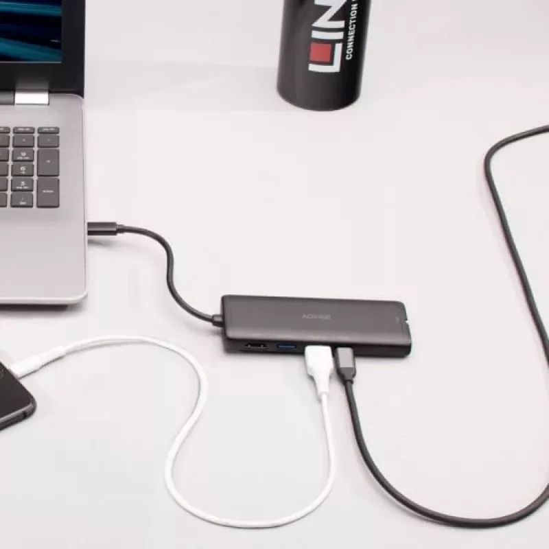 Lindy DST-Mini USB-C kannettavan mini-telakointiasema 4K-tuella ja 100W läpivientilatauksella
