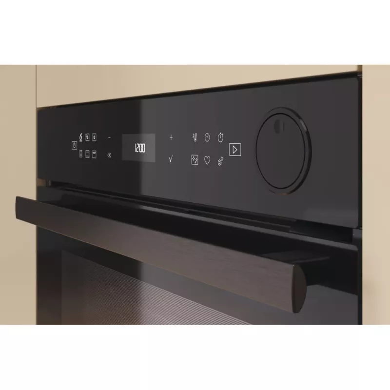 Whirlpool AKZ9S 8220 FB 73 L musta