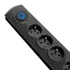 Ylijännitesuoja QOLTEC 50104 — 4 AC-pistorasiaa, 230 V, 1,5 m kaapeli, musta