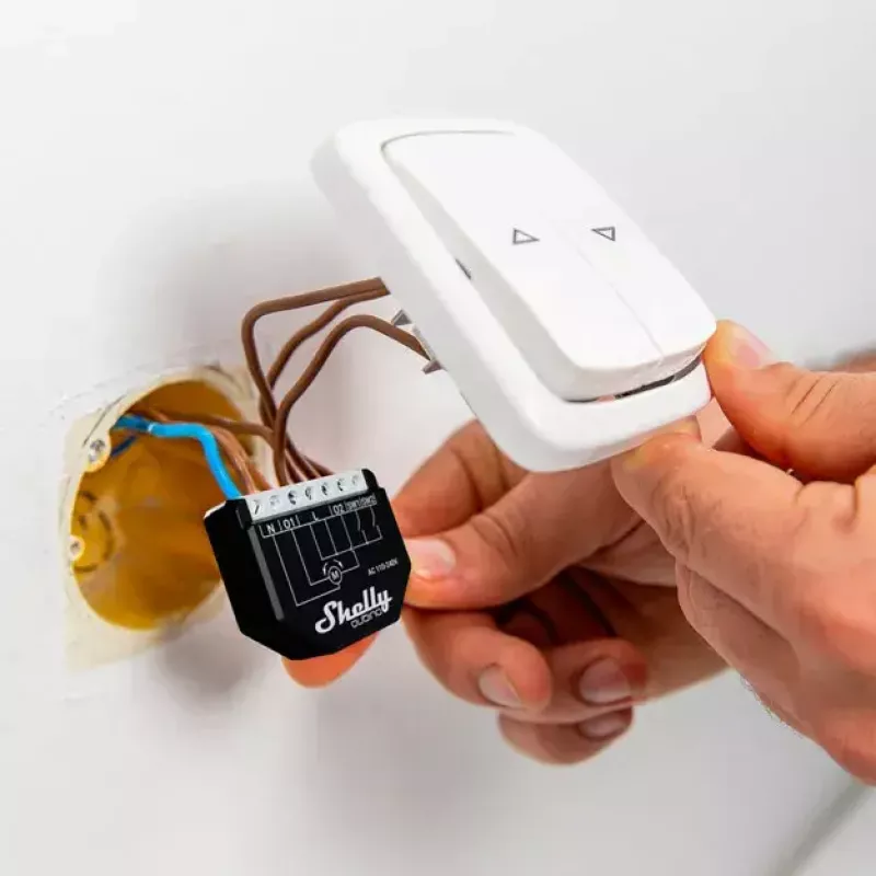 Älyrele Shelly Wave Shutter musta 10 A 110–230 V, kantama enintään 40 m, 25 dBmW