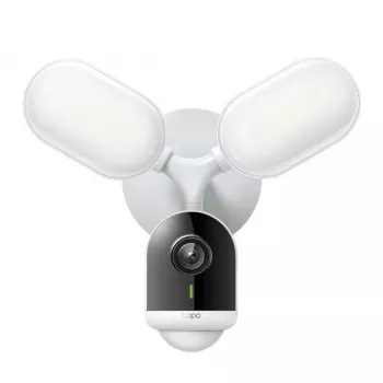 TP-Link älykäs valonheitinkamera, IP-valvontakamera, ulkokäyttö, johdollinen & langaton, 2800 lm, 5000 K, seinä