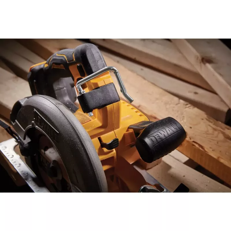 Kannettava pyörösaha DeWALT DCS573NT-XJ