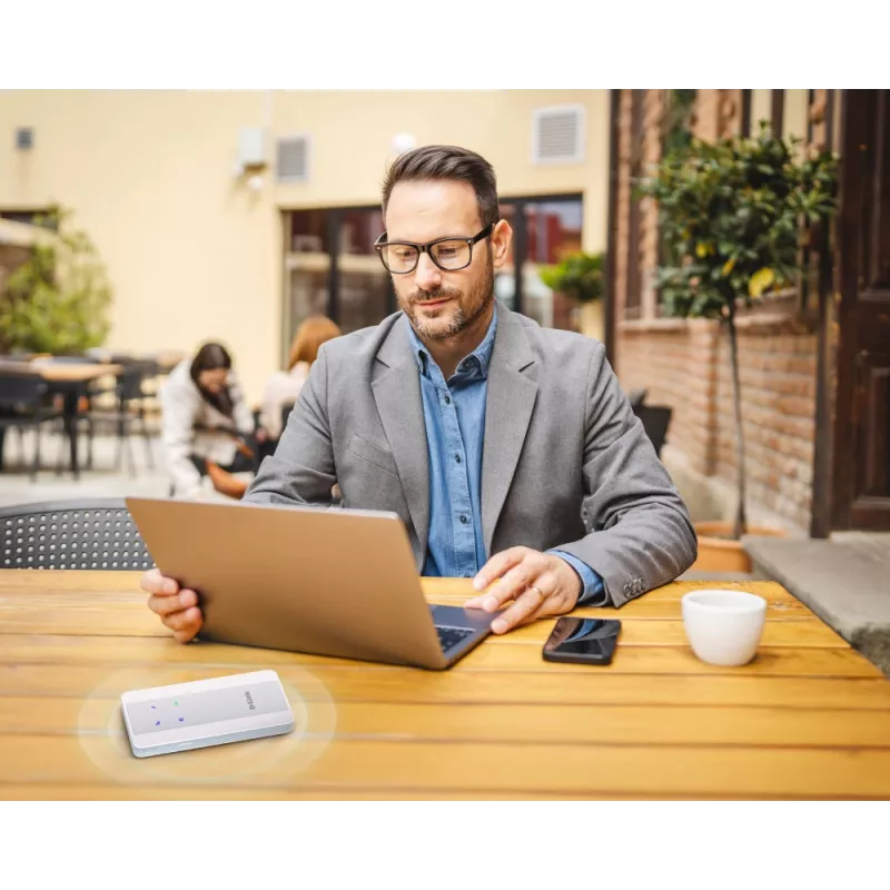 Matkapuhelinverkon modeemi D-Link 5G NR AX1800 Wi-Fi 6