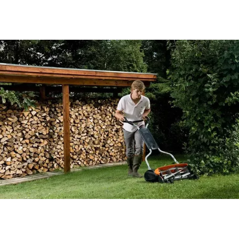 Fiskars StaySharp Max 113880 käsikäyttöinen kelaleikkuri, leikkuuleveys 46 cm, leikkuukorkeus 25–100 mm, musta/oranssi