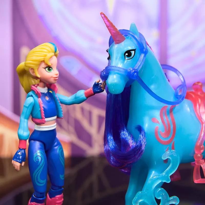 Leikkifiguuri Spin Master Unicorn Academy Isabel, aito harja ja häntä sekä harja