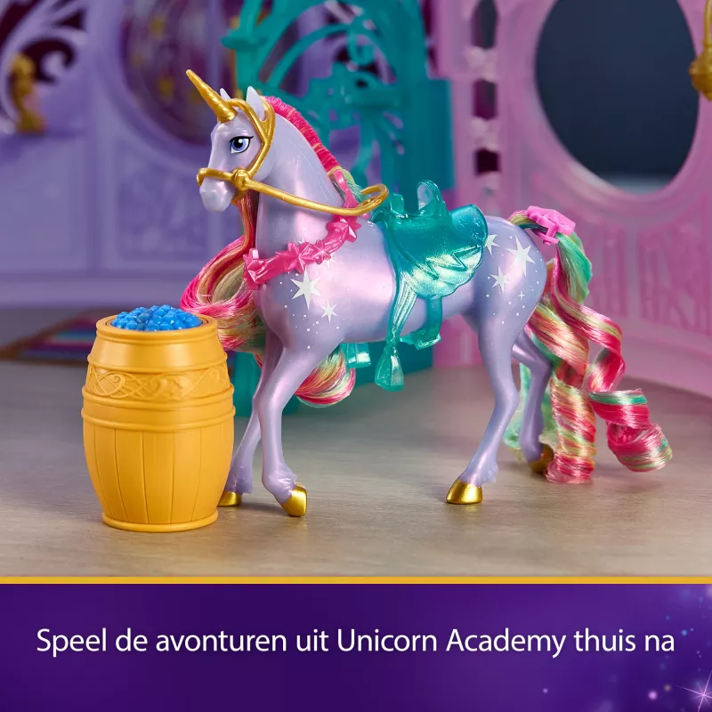 Leikkisetti Spin Master Unicorn Academy talli, jossa suihkulähde, valo- ja äänitehosteet