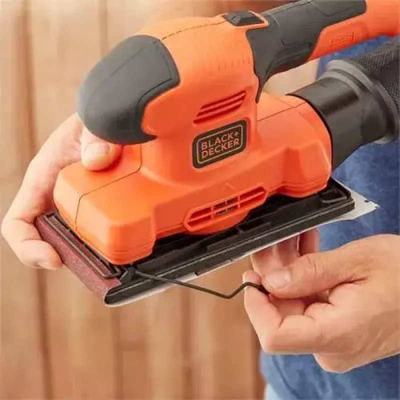 Epäkeskohiomakone Black & Decker BEW220