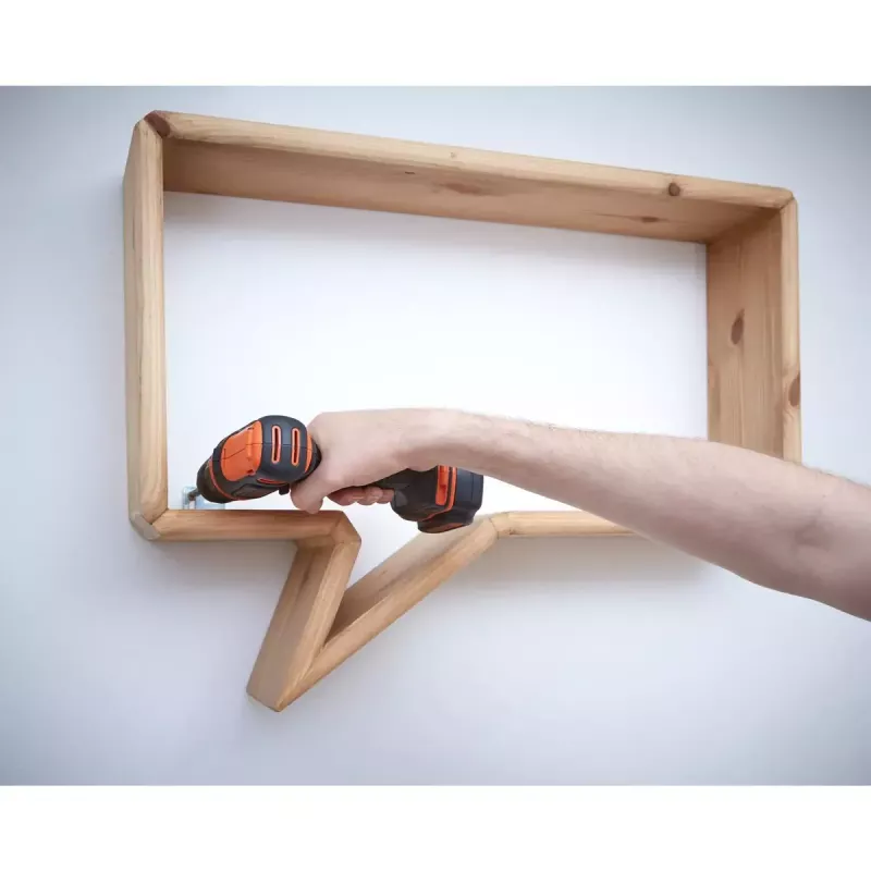 Pistoolikahvaruuvinväännin Black & Decker BDCDD12-QW, pikaistukka, 1,5 Ah