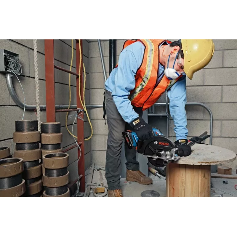 Bosch GKM 18V-50 Professional akkukäyttöinen metallipyörösaha, 13,6 cm, musta, sininen, punainen, 4250 kierr./min