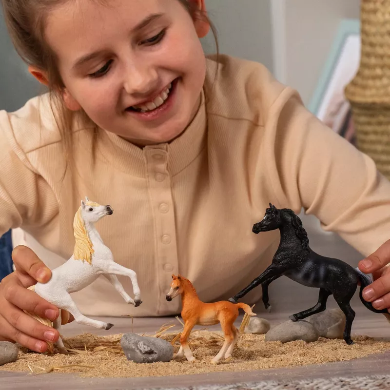 Schleich Horse Club arabiantamma musta vaalea valkoinen 13983S