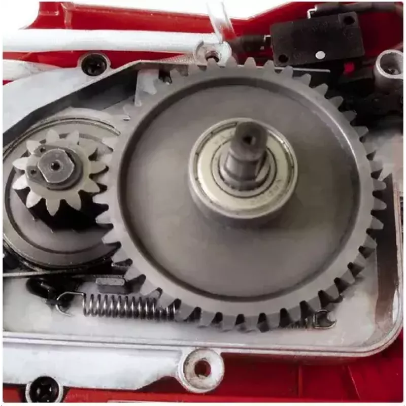 Moottorisaha Einhell GE-EC 2240 2200 W musta punainen
