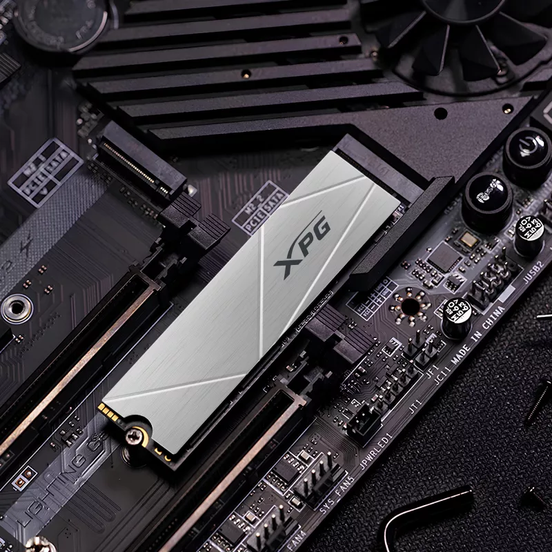 SSD-levy ADATA 2 TB M.2 PCI Express 4.0 NVMe GAMMIX S60