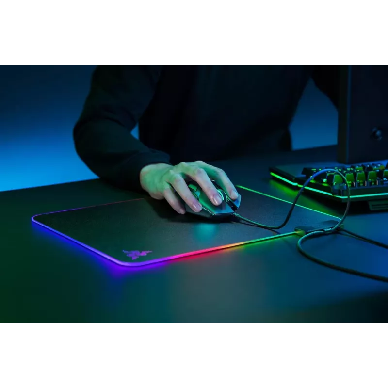 RAZER Firefly V2 pelihiirimatto musta