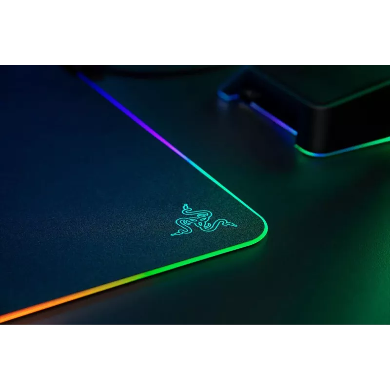 RAZER Firefly V2 pelihiirimatto musta