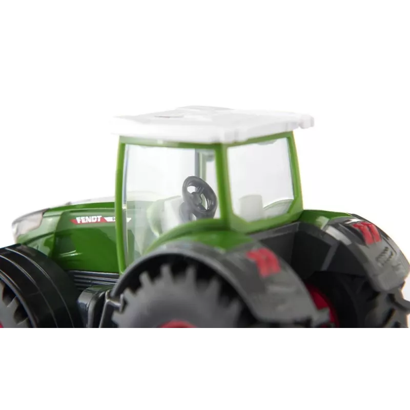 Siku Fendt 942 Vario traktorimalli valmiiksi koottu 1:50