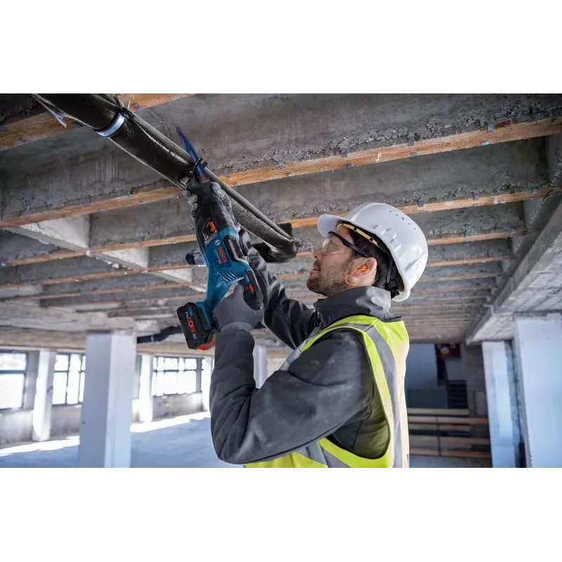 Bosch GSA 18V-28 Professional BITURBO akkukäyttöinen puukkosaha, 18 V, 28 mm iskunpituus, ilman akkua, L-BOXX, sininen/musta