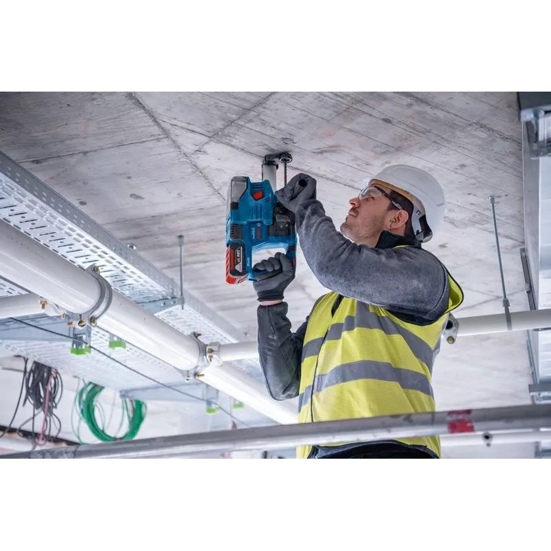 Bosch GDE 18V-12 Professional akkukäyttöinen pölynimulisäosa, 18 V, maks. poran Ø 10 mm, ilman akkua, sininen