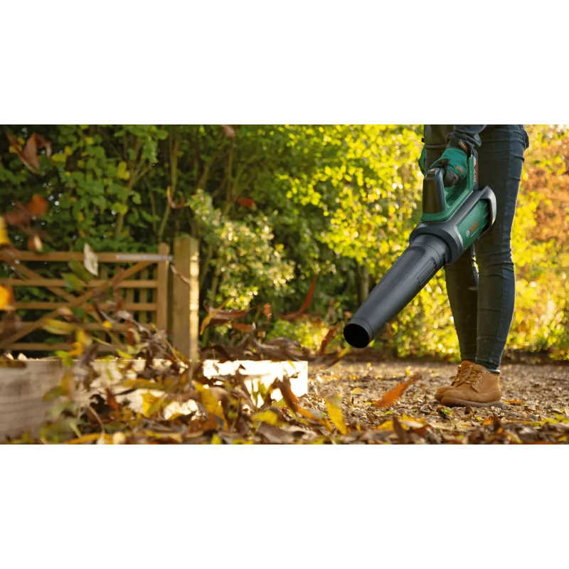 Bosch AdvancedLeafBlower 36V-750 akkukäyttöinen lehtipuhallin, 36 V, 1x 2,0 Ah, laturi, 750 m³/h, 100-200 km/h, harjaton, 3,5 kg, vihreä/musta