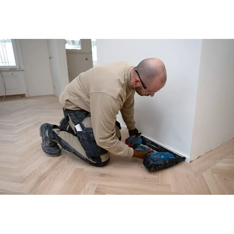 Akkukäyttöinen puunaulain Bosch GNH 18V-64 MD Professional solo